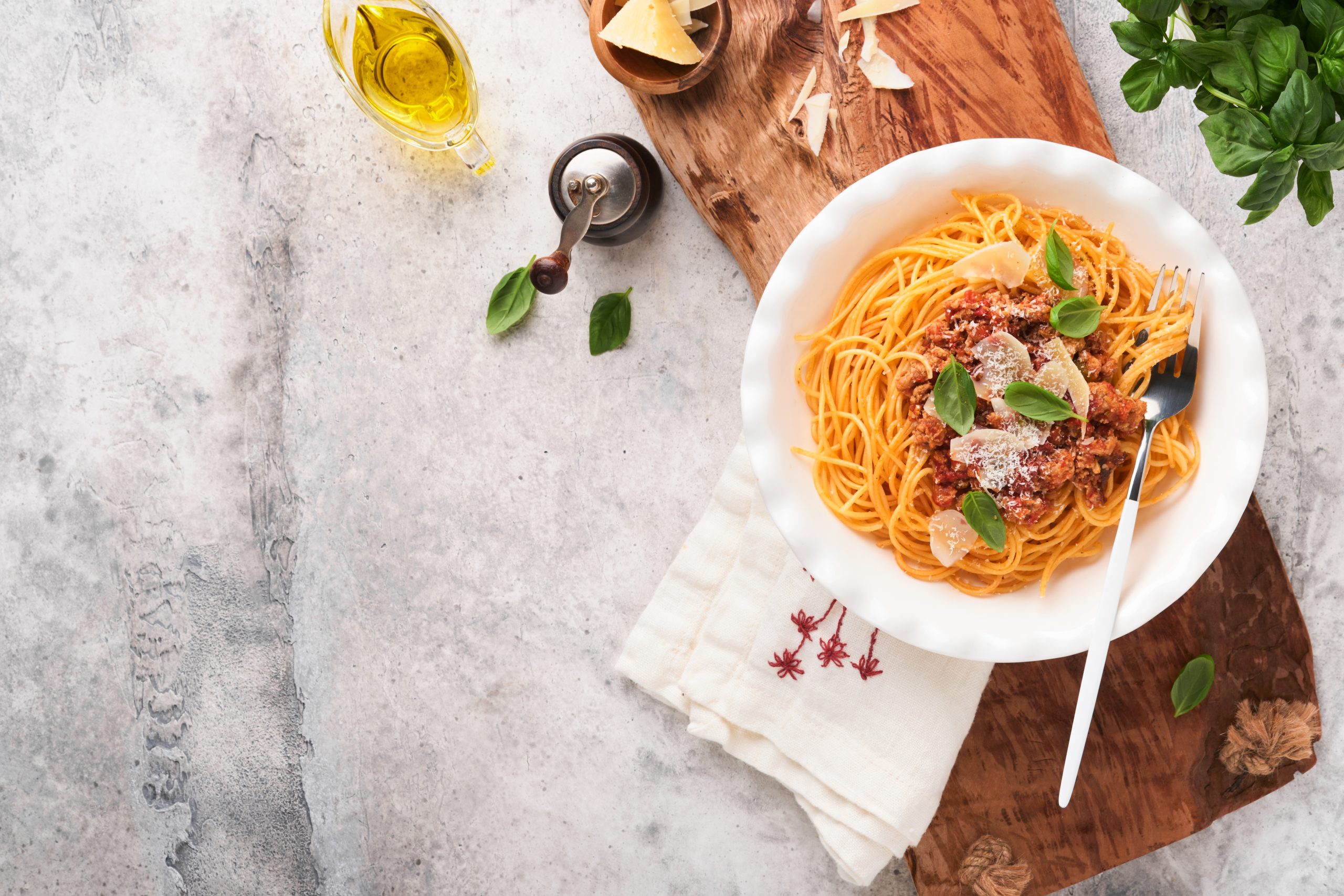 pasta spaghetti bolognese tasty appetizing italia 2025 03 27 02 01 08 utc scaled