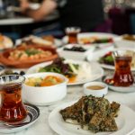 Traveling While Fasting: A Ramadan Halal Food Guide