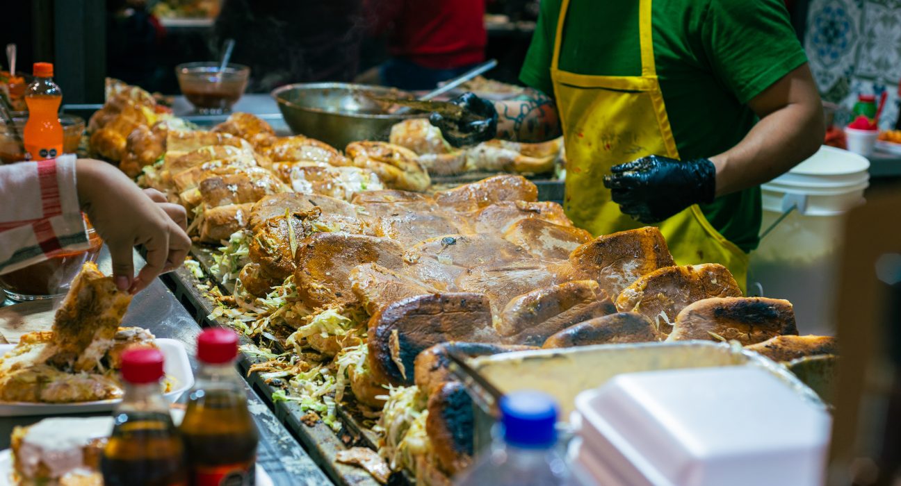 sandwich stand in guadalajara mexico fast food s 2025 03 11 00 00 34 utc