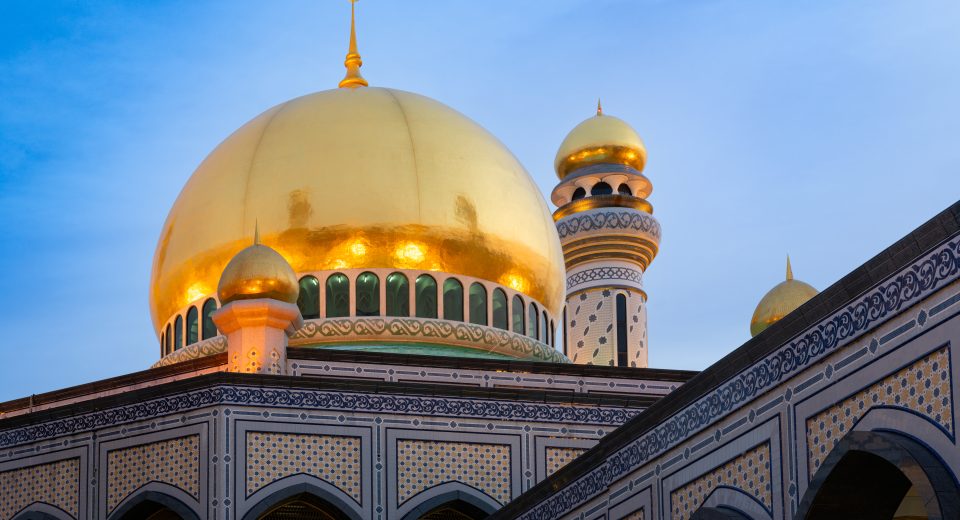 jame asr hassanil bolkiah mosque bandar seri beg 2025 02 02 21 39 56 utc